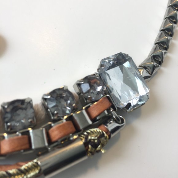 🏆💎🧡EXPRESS Statement Necklace🧡💎🏆 - Picture 7 of 7